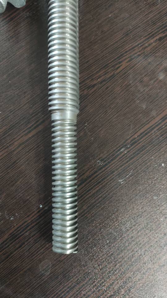 ماشین کاری CNC صنعت پیشگامان ملی غلامی در اراک